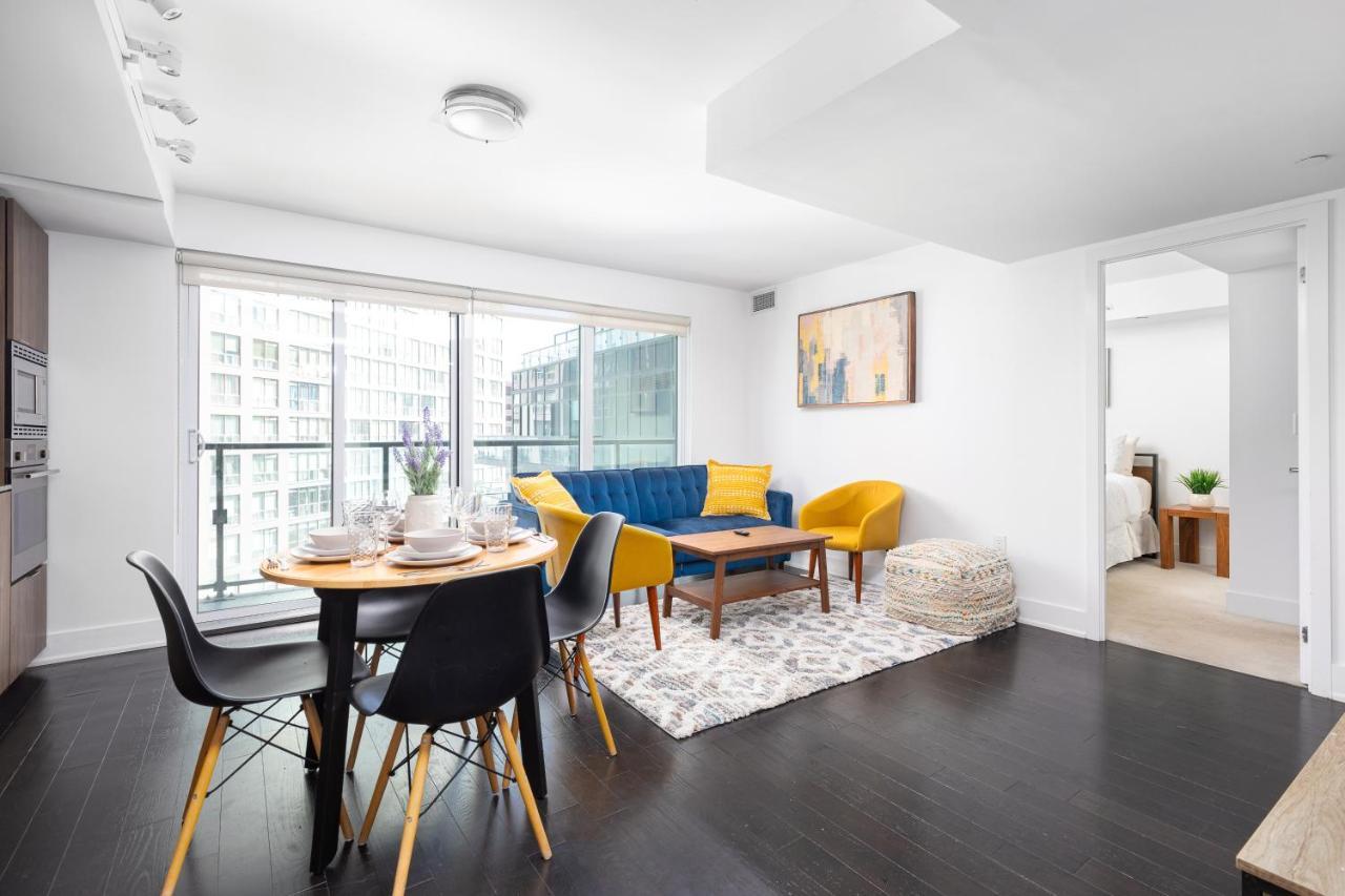 Upscale & Modern 2Bd + Den 2Ba Heart Of Downtown! Toronto Exterior foto